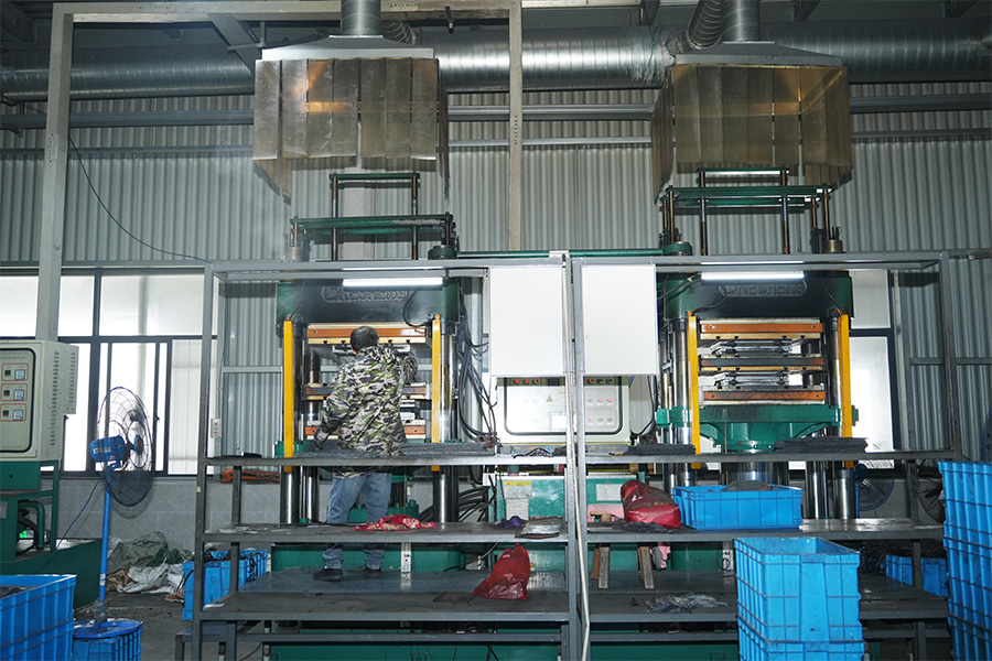 Equipamento de fábrica